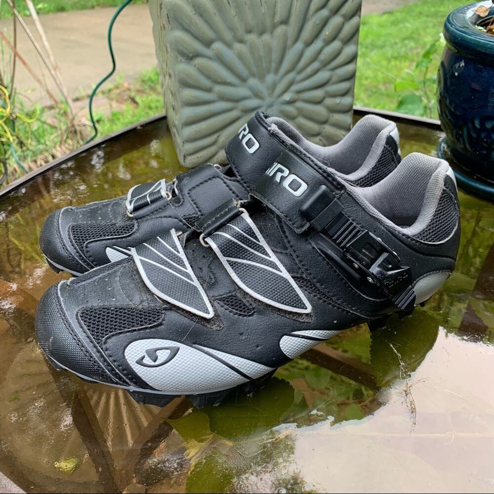 Giro Manta mountain bike shoes with cleats Size 41